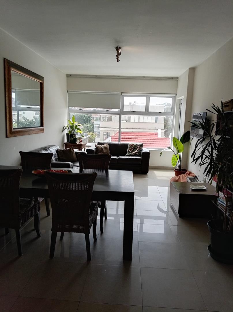 To Let 2 Bedroom Property for Rent in Sea Point Western Cape